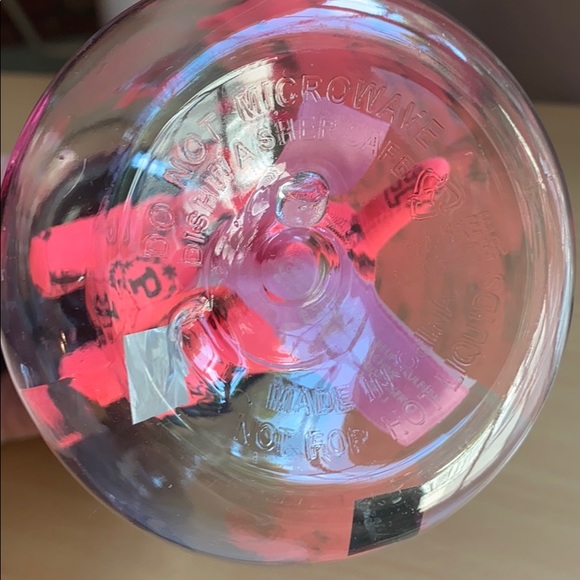 Rare PINK Water Bottles - Picture 4 of 10